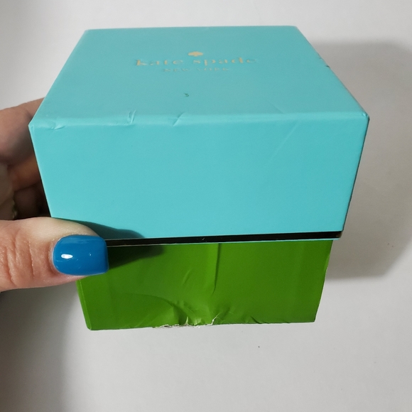 Watch - Picture 2 of 4